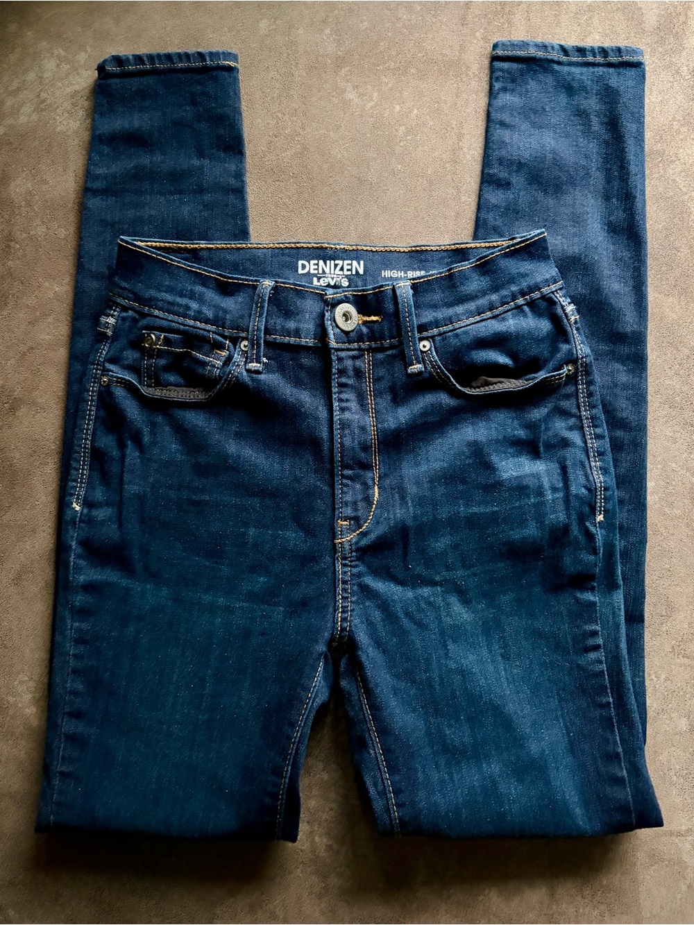Levi’s Denizen High Rise Stretch Dark Wash Denim Jeggings Size 3 26, Inseam 27”